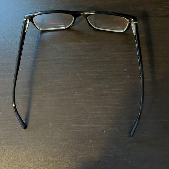 Burberry glasses with -3.25 lenses and case. - Picture 5 of 5